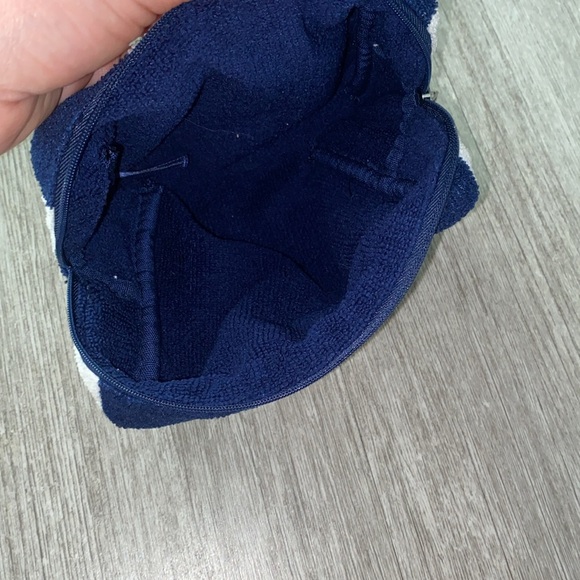 Lancǒme small Terry cloth makeup/toiletry case - Picture 4 of 4